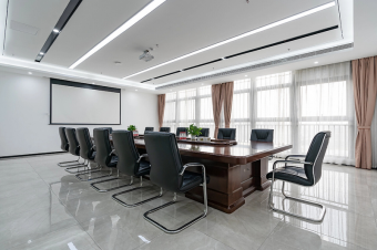 辦公室裝修中的“成本控制”技巧：打造高性價